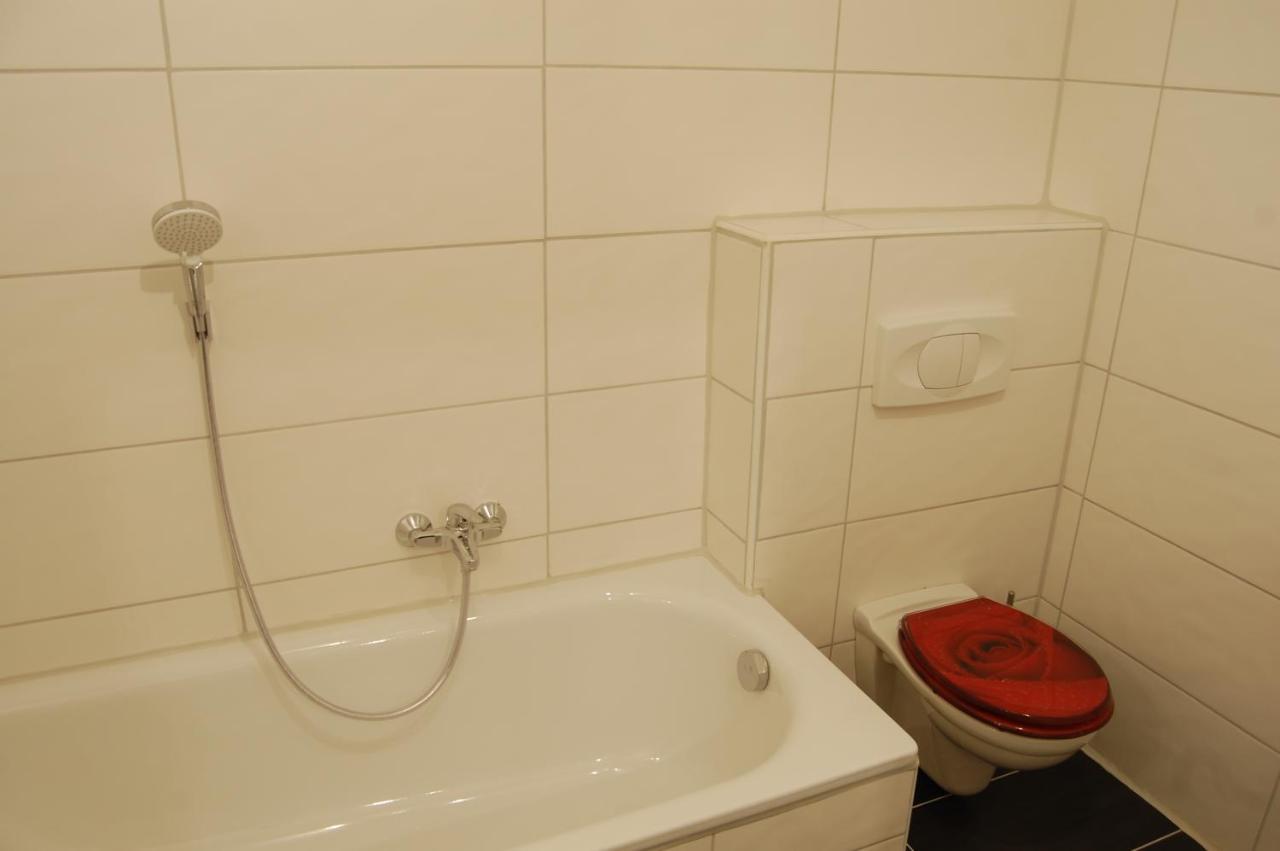 Wohnung Mit Kamin Terrasse Und Grill In Der Naehe Von Nuernberg Burgthann Eksteriør billede